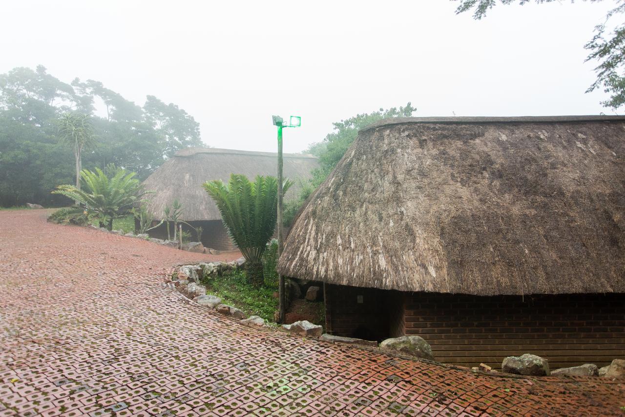 Insingizi Lodge Mid Illovo Exterior photo